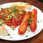 Колбаски с фасолью по-итальянски на гриле (видео)